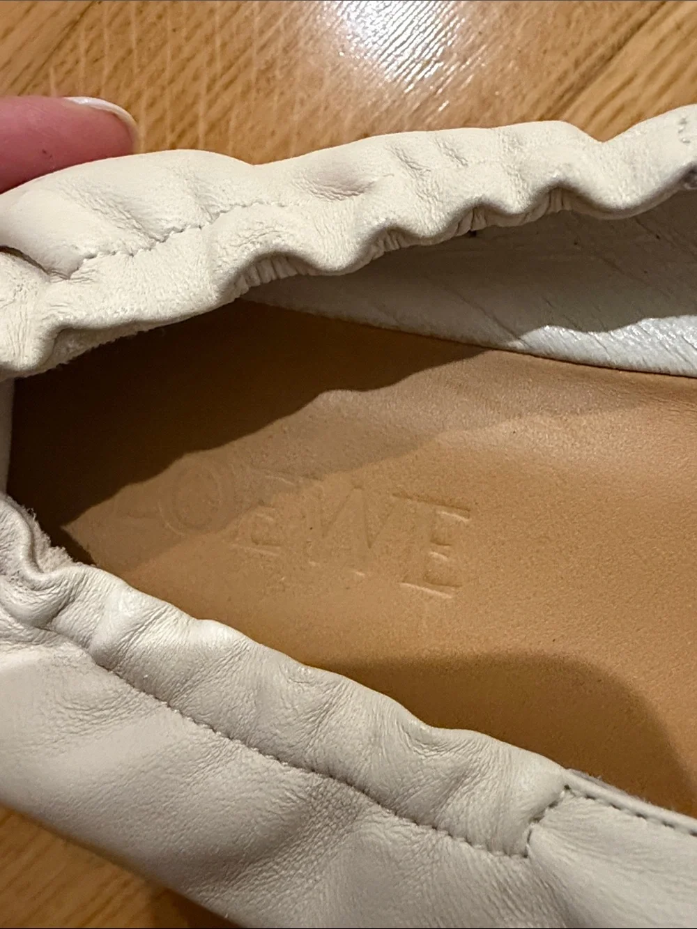 Loewe White Knotted Bow Leather Loafers - Picture 2 of 7